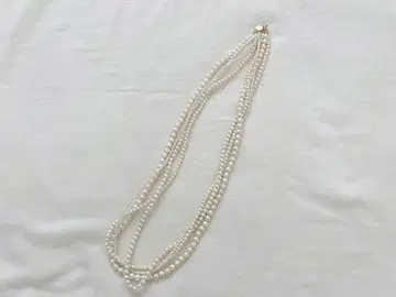 UNITED ARROWS 화이트 펄 4연 볼륨 목걸이