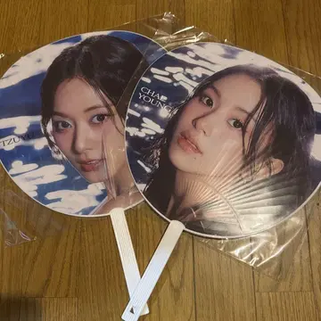 TWICE DIVE 쯔위 채영 부채 미개봉 새상품