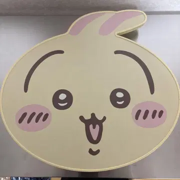 치이카와 (먼작귀) 토끼 테이블