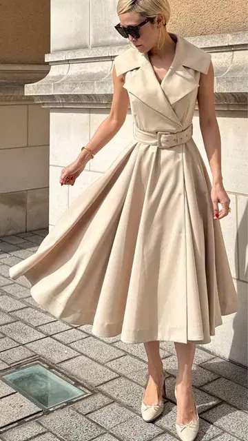 완판템 입수 불가 JENNE 로마풍 트렌치 드레스