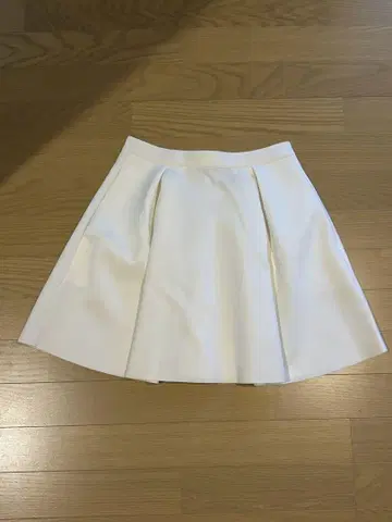 JustCavalli 저스트카발리 화이트 스커트 사이즈 38