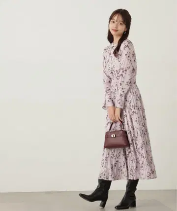 PROPORTION BODY DRESSING 꽃무늬 롱 원피스 핑크