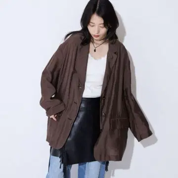 백 개더 테일러드 자켓