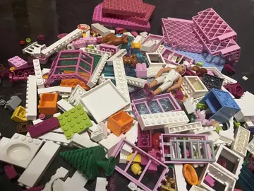 LEGO 부품과 피규어 세트