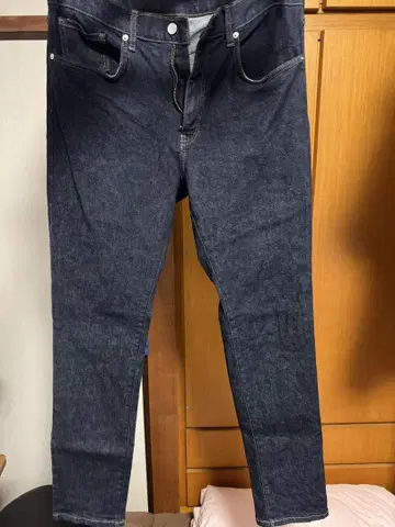 다크 블루 스키니 데님