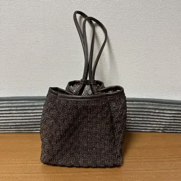새상품급 유나이티드 애로우즈 메쉬 핸드백