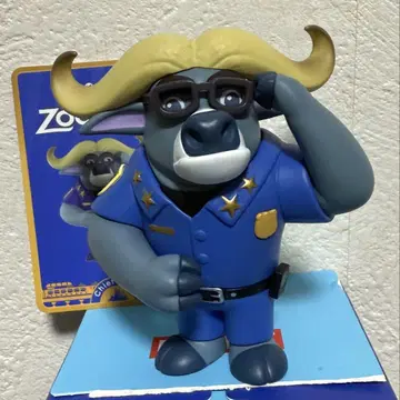 POP MART Disney 주토피아 시리즈 경찰관 Chief Bogo