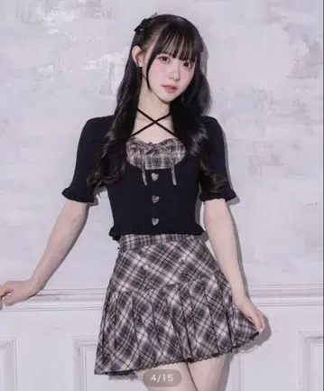pium 하트 버튼 니트 프론트 버튼 체크 플리츠 미니 스커트