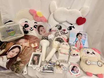 NIZIU AYAKA 굿즈 세트 응원봉 부채 케이스