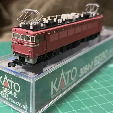 KATO 3064-2 EF80 1차형(처마 없음)