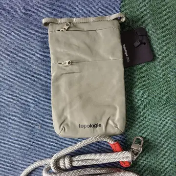 토폴로지 폰 사코슈 모스그린