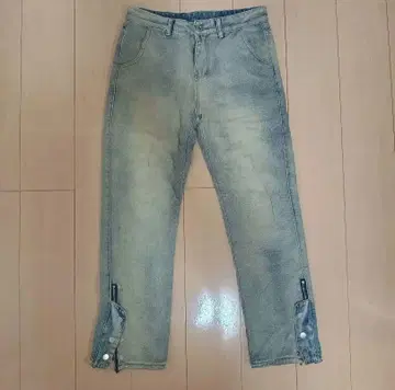 오버다이 가공 변형 데님 팬츠