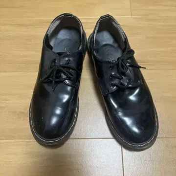 블랙 가죽 로퍼