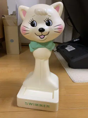 swimmer 샤포도르 스위머 토르소 마네킹 헤드 고양이