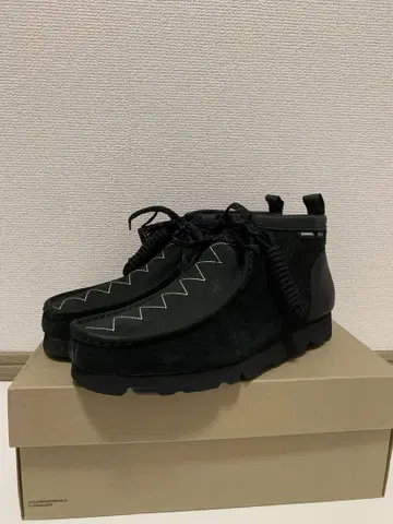 neighborhood clarks goretex Vibram