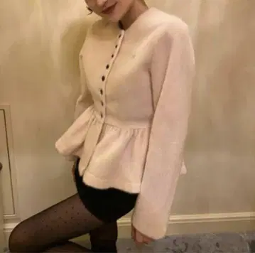 Bibiy. PEPUPAMU CARDIGAN 페플럼 가디건 핑크
