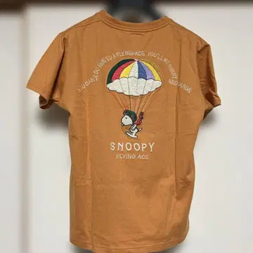 새상품급 동양 엔터프라이즈 PEANUTS 콜라보 베트남 T셔츠 M 사이즈