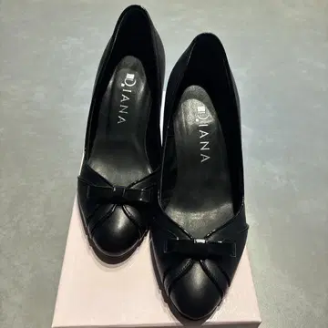 다이애나 펌프스 22cm 새상품급