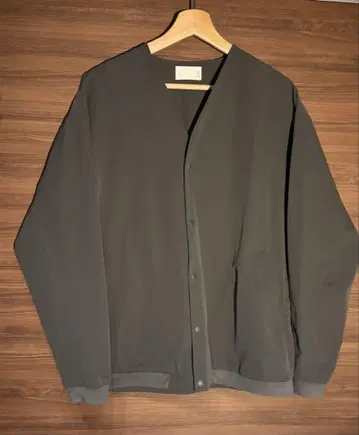 Livelihood Ordinary 테크 가디건