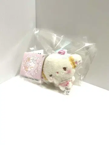 새상품 코기뮨 에이프런 마스코트 홀더 스위트 파티 산리오 키티