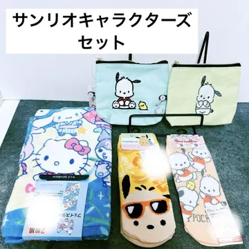 [ 새상품 ] 산리오 캐릭터즈 포차코 페이스 타월 파우치 양말