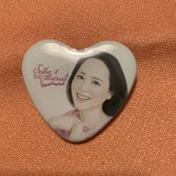 마츠다 세이코 캔뱃지 하트형 콘서트 회장 한정판 일본 무도관 공연 랜덤