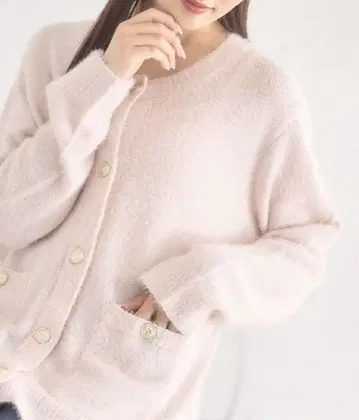새상품 토코 클로젯 엠블럼 버튼 라메 믹스 페더 가디건