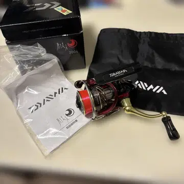 DAIWA 스피닝 릴 월하미인 2004 아징 트라웃 다이와