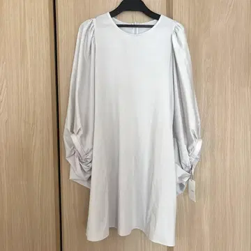 미사용 새상품 [ YORT ] 그레이 튜닉 티셔츠 야마다야
