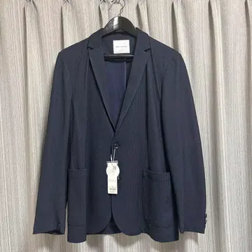 [ 잡지 MonoMax 5월호 게재 ] GOKU 워크 축구 자켓