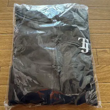 TravisJapan VIIsual 후드티