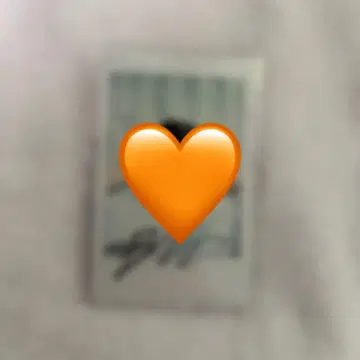 NOWZ 현빈 친필 사인 폴라로이드