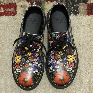 닥터마틴 DR. MARTENS 꽃무늬 신발 23.5