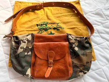 IL BISONTE 숄더백, 바디백 카모 패턴