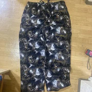 SADDLBRED XL 수면 의류 동물 패턴