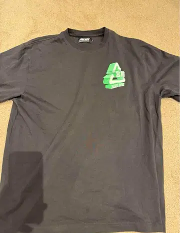 PALACE FANTASY L 티셔츠