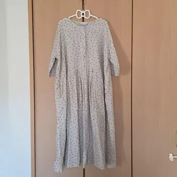 스튜디오 클립 나추바이 린넨 도트 원피스