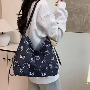 헬로키티 숄더백 토트백 키티 참 포함 덤