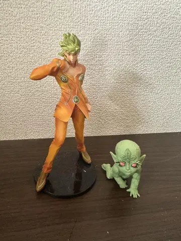 죠죠의 기묘한 모험 죠르노 죠바나 아기 피규어