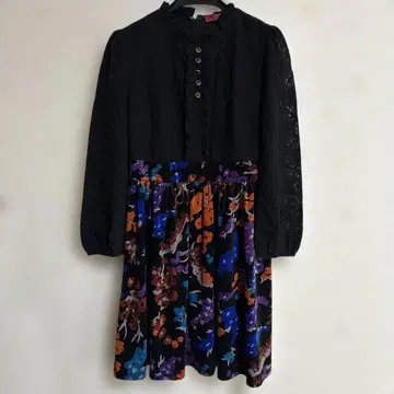 레이스 절개 꽃무늬 원피스