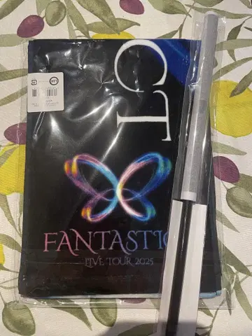 FANTASTICS BUTTERFLY EFFECT 머플러 타월, 플래그