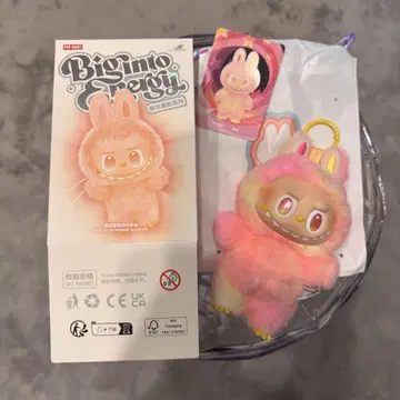 POP MART LABUBU 러브러브 LOYALTY 새상품