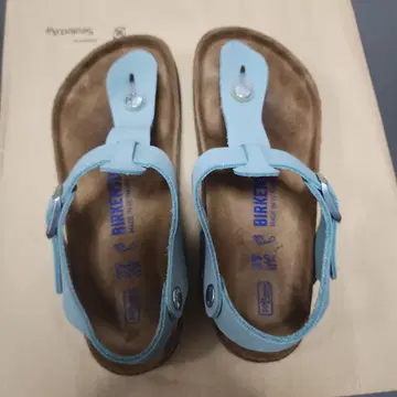 버켄스탁 샌들