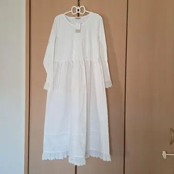 사만사 모스모스 컷 절개 페치 원피스
