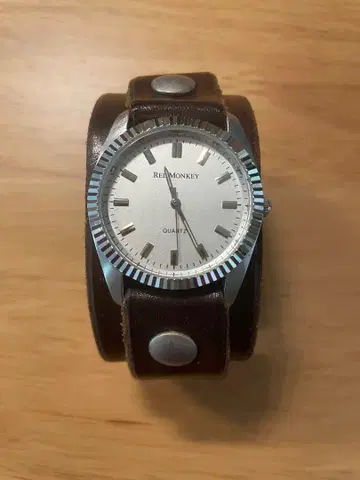 레드몽키 손목시계