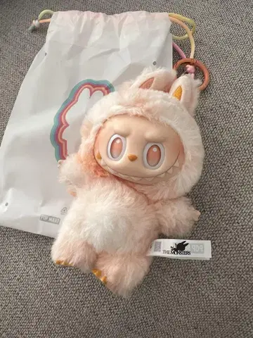 LABUBU 라부부 BIG into energy HAPPINESS