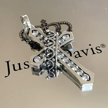 저스틴 데이비스 CROSS WITH CROWN 펜던트