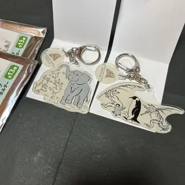 어드벤처 월드 조수기화 펭귄 아크릴 키링