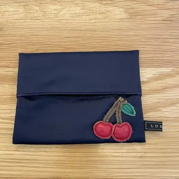 라들로 티슈 케이스