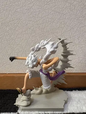 원피스 루피 피규어